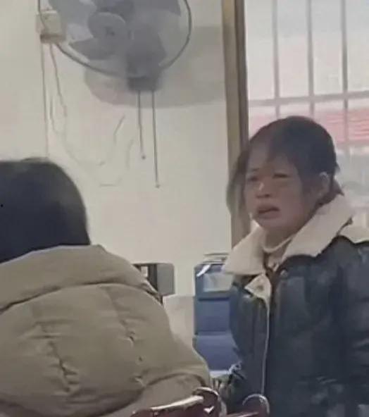 同学打架老师吃瓜