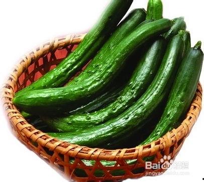 泊头运河桥下吃瓜,夏日吃瓜时光的悠闲画卷