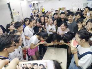 吃瓜老师上课,轻松学习新体验